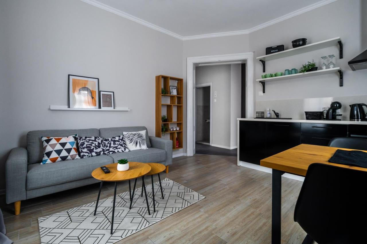 Boutique 2-Bedroom Apartment In Sofya Dış mekan fotoğraf